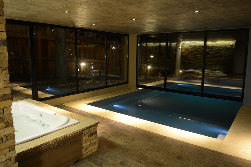El Oasis Apart Hotel San Martín de los Andes Exterior foto