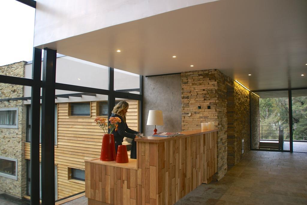 El Oasis Apart Hotel San Martín de los Andes Exterior foto